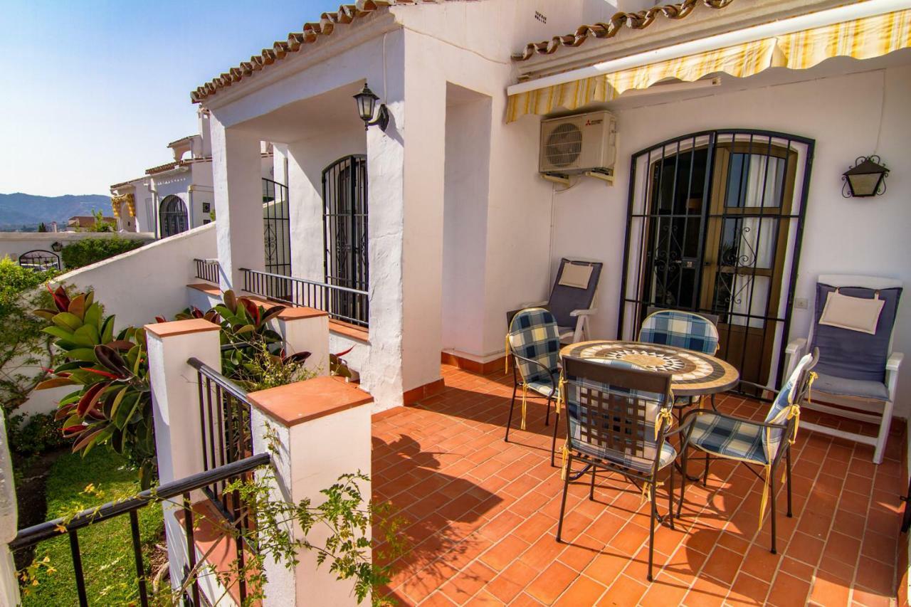 Appartement Capuchinos 4 à Nerja Extérieur photo